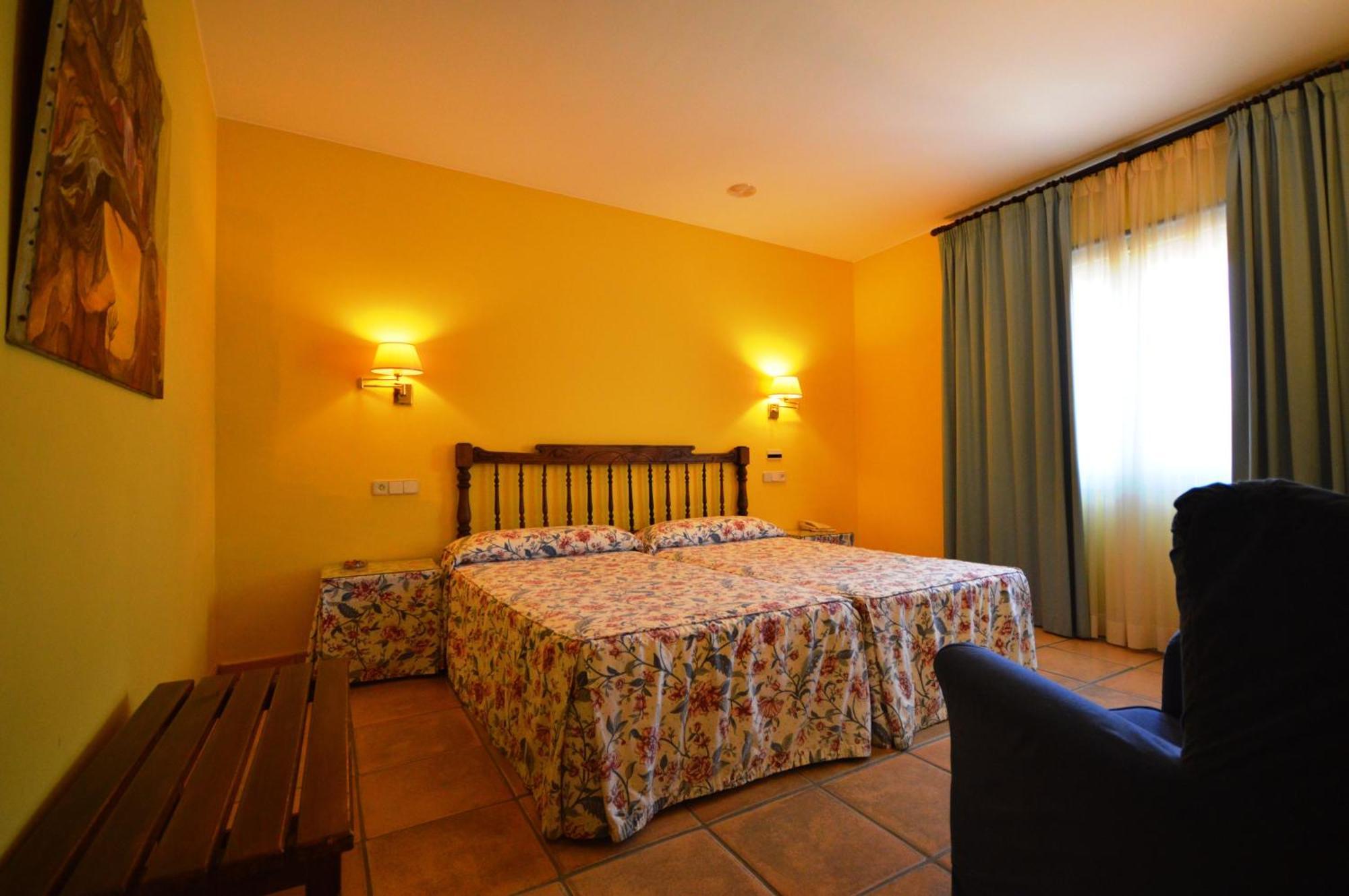 Hotel Can Ceret Sant Pere Pescador Buitenkant foto