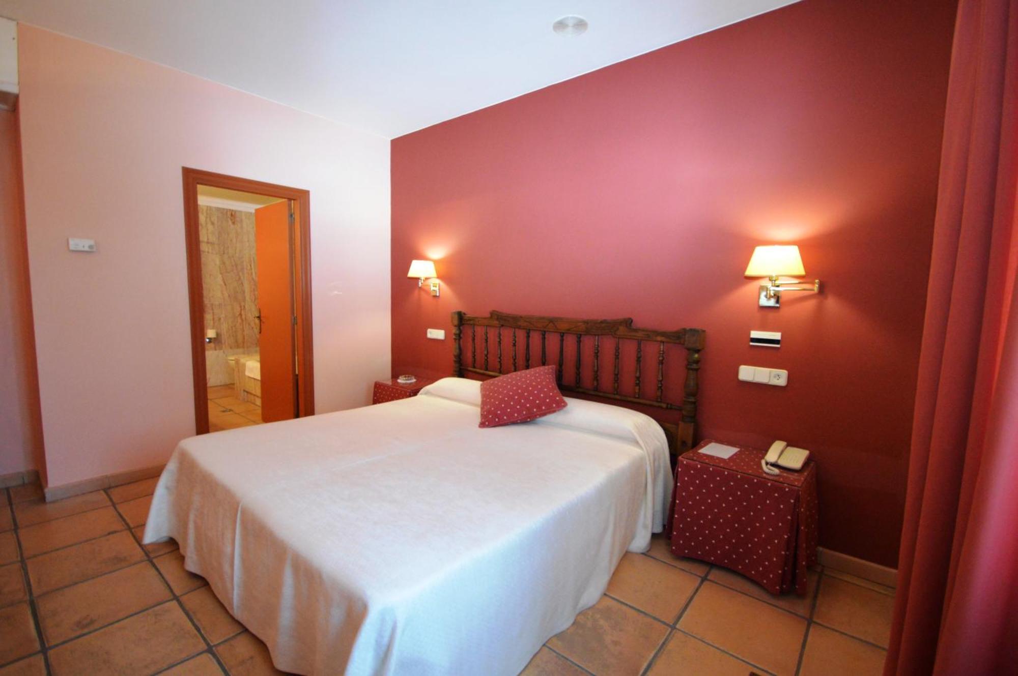 Hotel Can Ceret Sant Pere Pescador Kamer foto